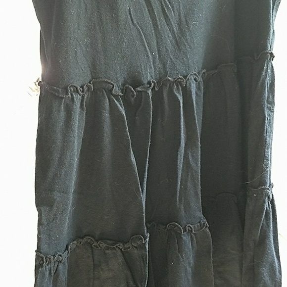 Black ruffle tiered loose flowy tank - Size small - Picture 5 of 6